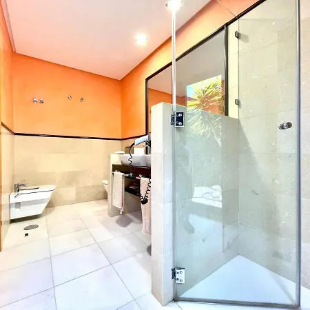 Villa A With Private Pool, Beachfront, Ac, Wifi, Bbq In Playa Blanca (Lanzarote)